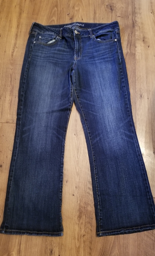 American eagle favorite boyfriend jeans